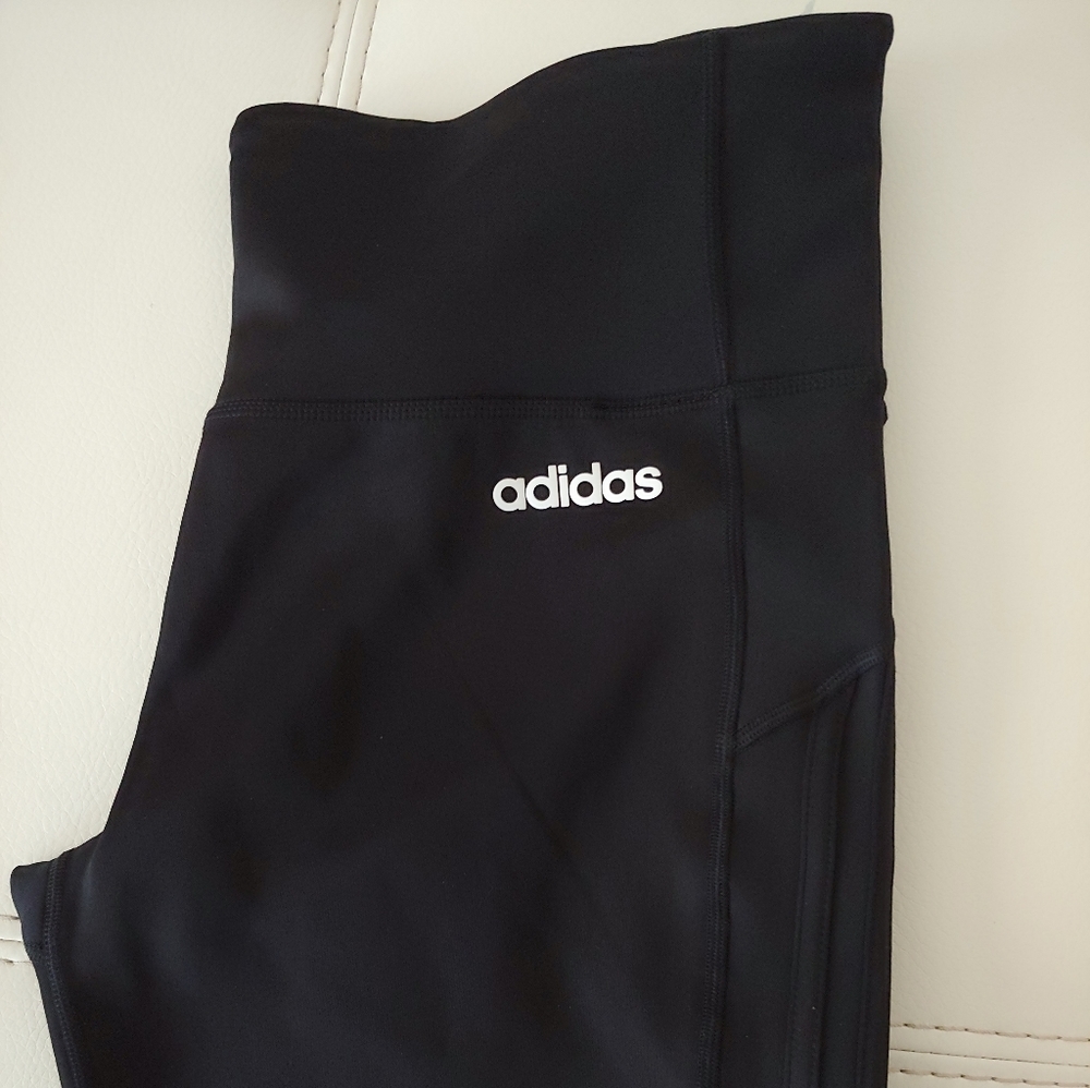 Women's Athletic Leggings